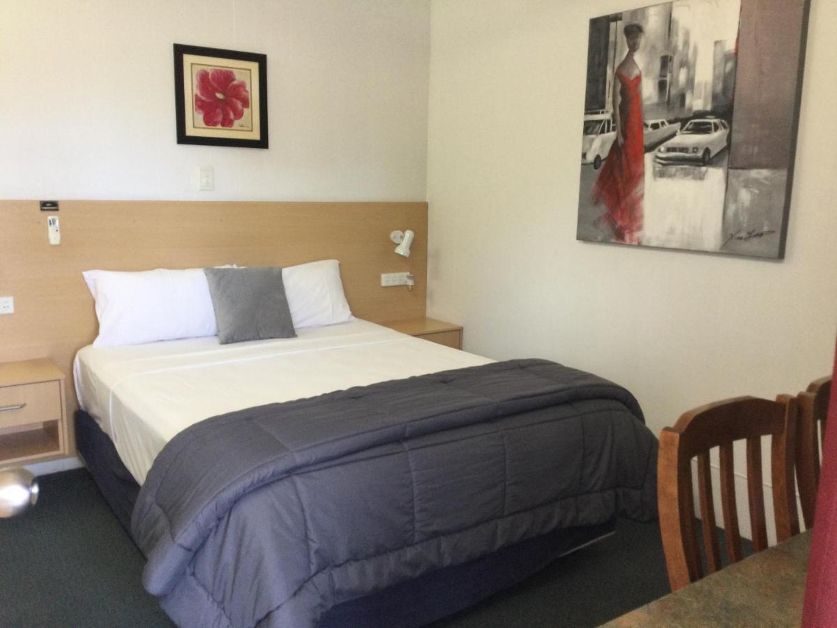 Ayrline Motel מראה חיצוני תמונה
